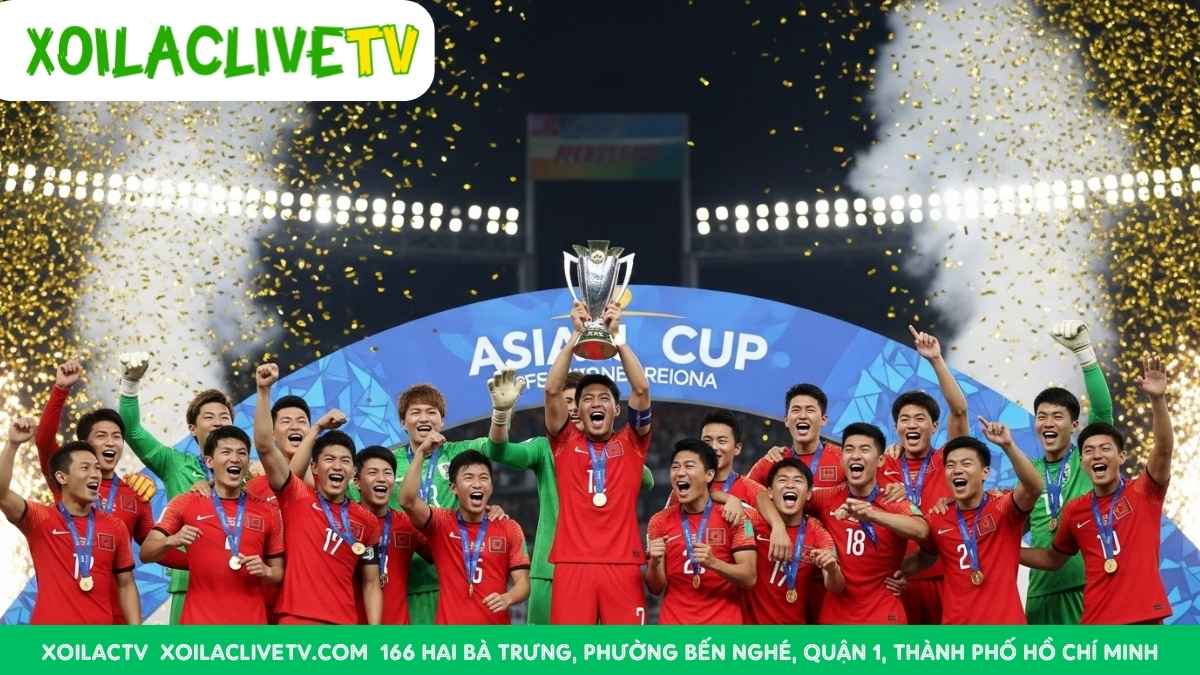 Khoảnh khắc vinh quang: Giây phút đội tuyển vô địch nâng cao chiếc cúp Asian Cup, khẳng định ngôi vị số một châu lục