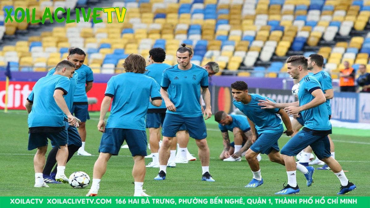 Bài tập phối hợp nhóm rondo trong bóng đá