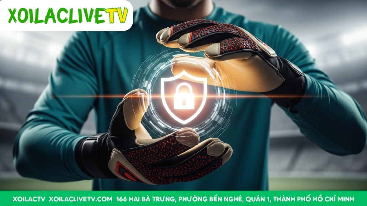 An toàn của bạn là ưu tiên hàng đầu. Chúng tôi áp dụng các biện pháp bảo mật nghiêm ngặt để bảo vệ nền tảng, giống như một thủ môn luôn bảo vệ vững chắc khung thành của mình.