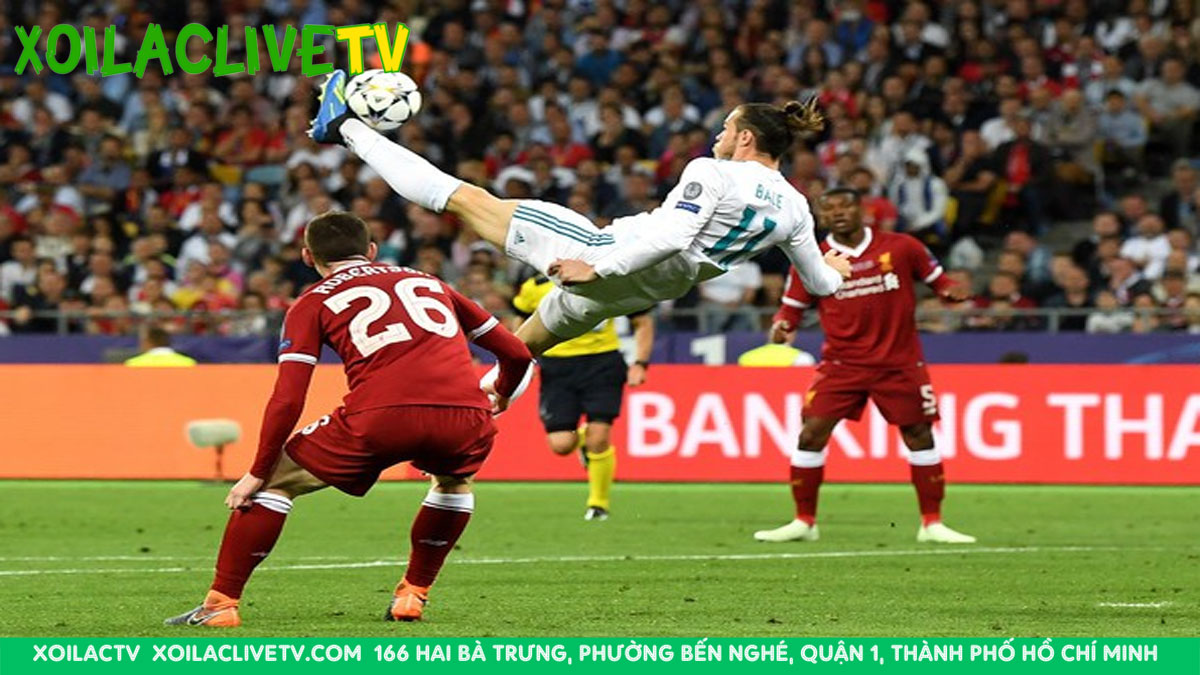 Cú xe đạp chổng ngược ấn tượng của Bale năm 2018