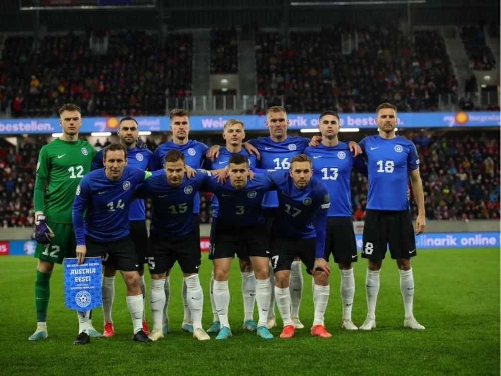 hang-phong-ngu-so-dong-cua-estonia-san-sang-can-pha-cac-pha-tan-cong-cua-azzurri
