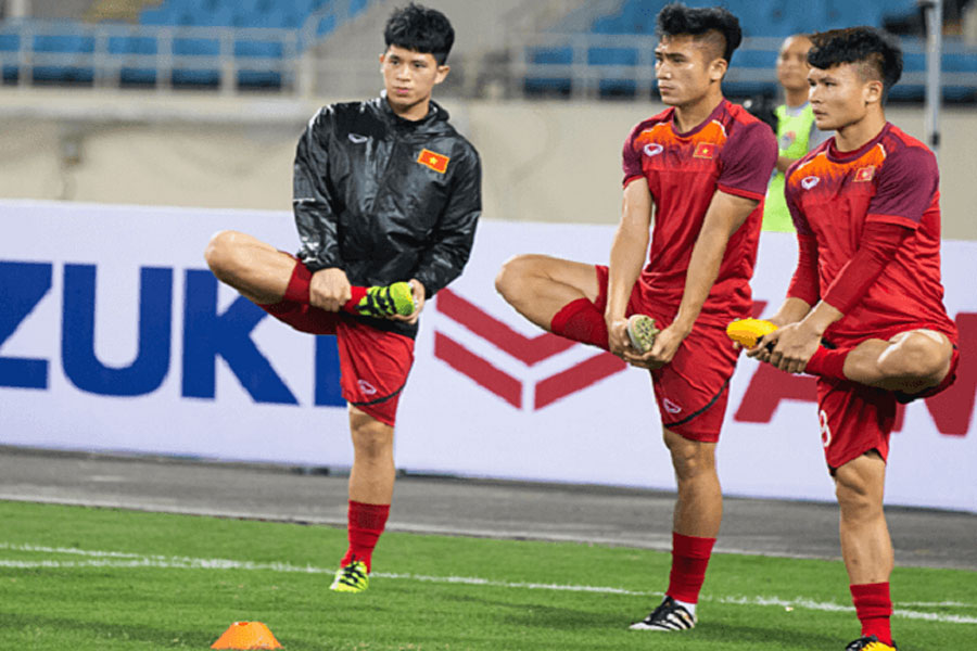 Khởi động kỹ để tránh chấn thương