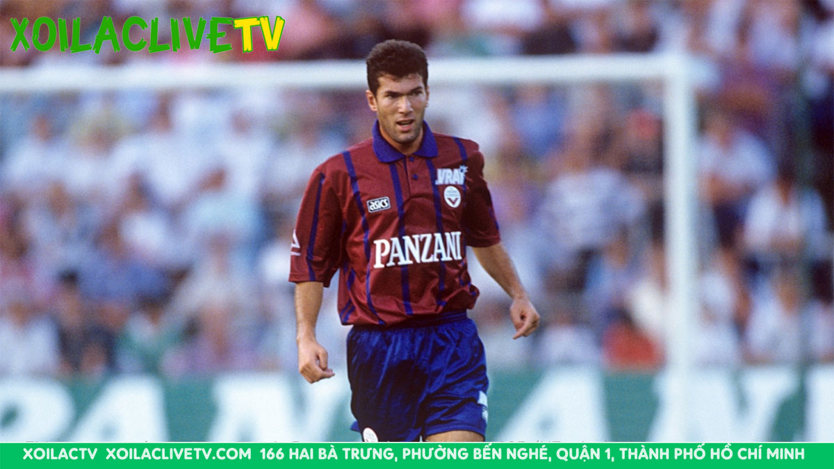 Thế hệ vàng Zinedine Zidane có khởi đầu tại Ligue 1