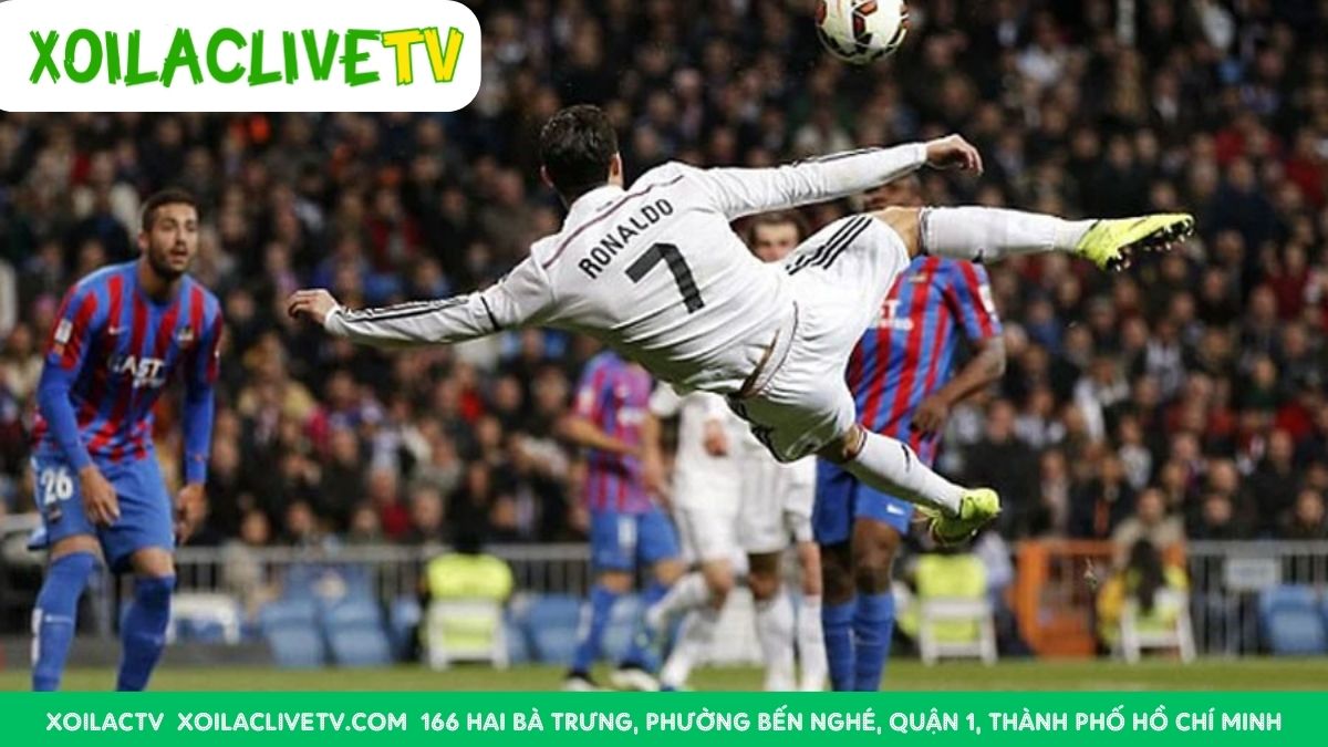 Tốc độ bóng đá là một khái niệm đa chiều