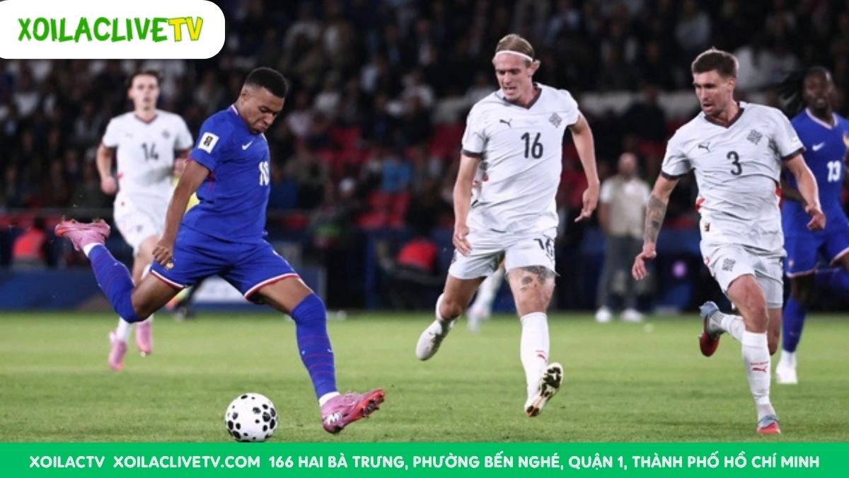 Khoảnh khắc quyết định: Andri Gudjohnsen đối đầu Artem Dovbyk. Ai sẽ là người tỏa sáng để mang về lợi thế cho đội nhà trong trận chiến sống còn này?