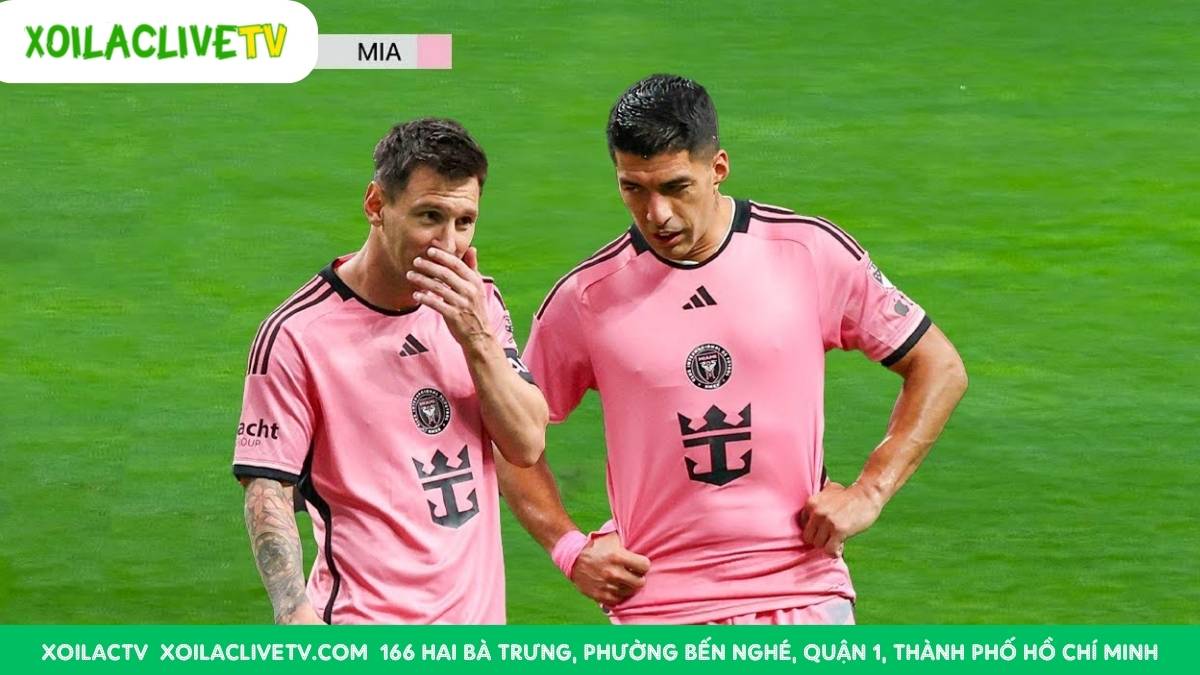 Không chỉ là một bàn thắng, đó còn là niềm vui được chia sẻ cùng những người đồng đội thân thiết tại đội tuyển Argentina có mặt trên khán đài.